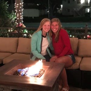 Meet your Posher, Jenna